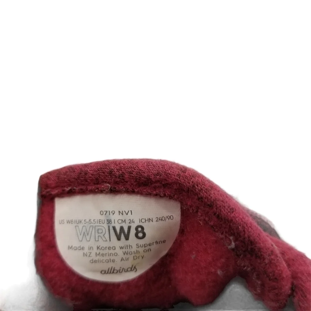 Allbirds cranberry merino running shoes 8